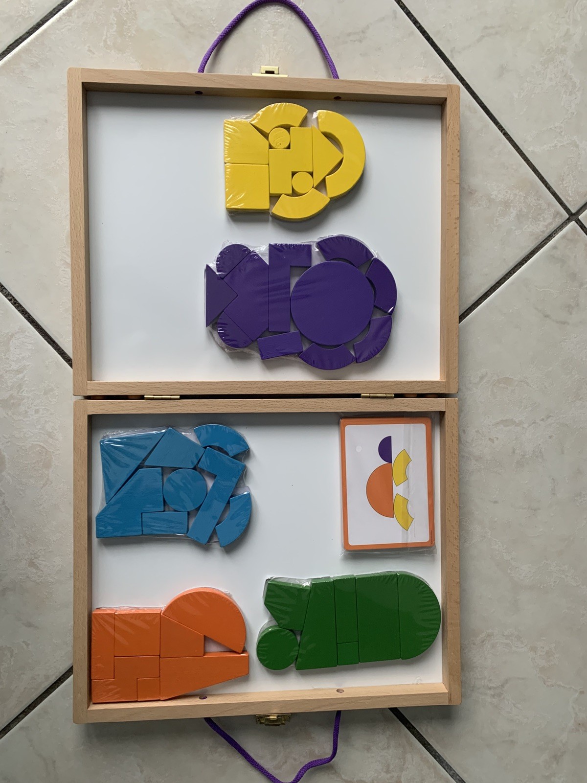 Mindware Imagination Magnets – Imaginative play with magnetic shapes!