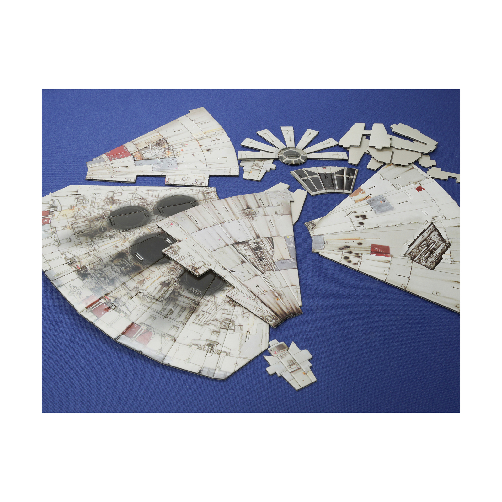 New – 4D Cityscape Star Wars – Millennium Falcon Paper Model Kit: 216 Pcs