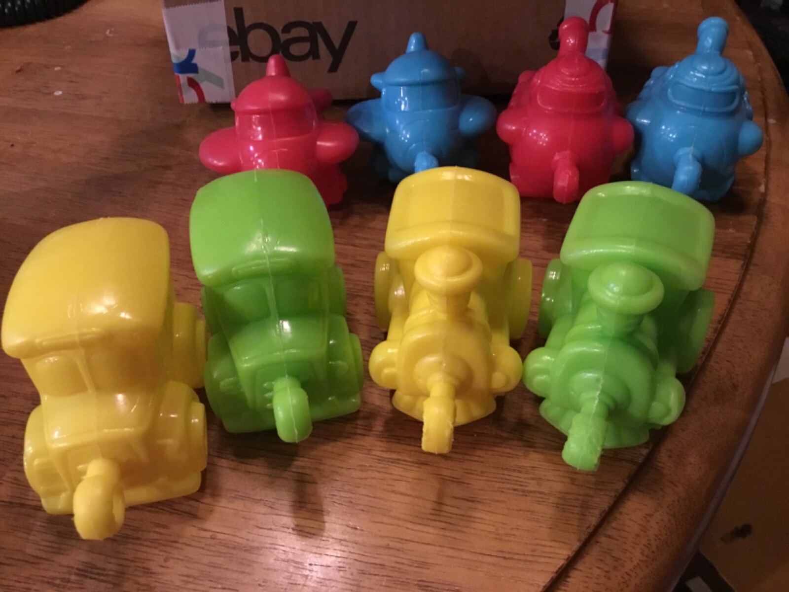 PlayGo Toddler Lot of 8 Plastic Snap Pop Assorted Vehicles