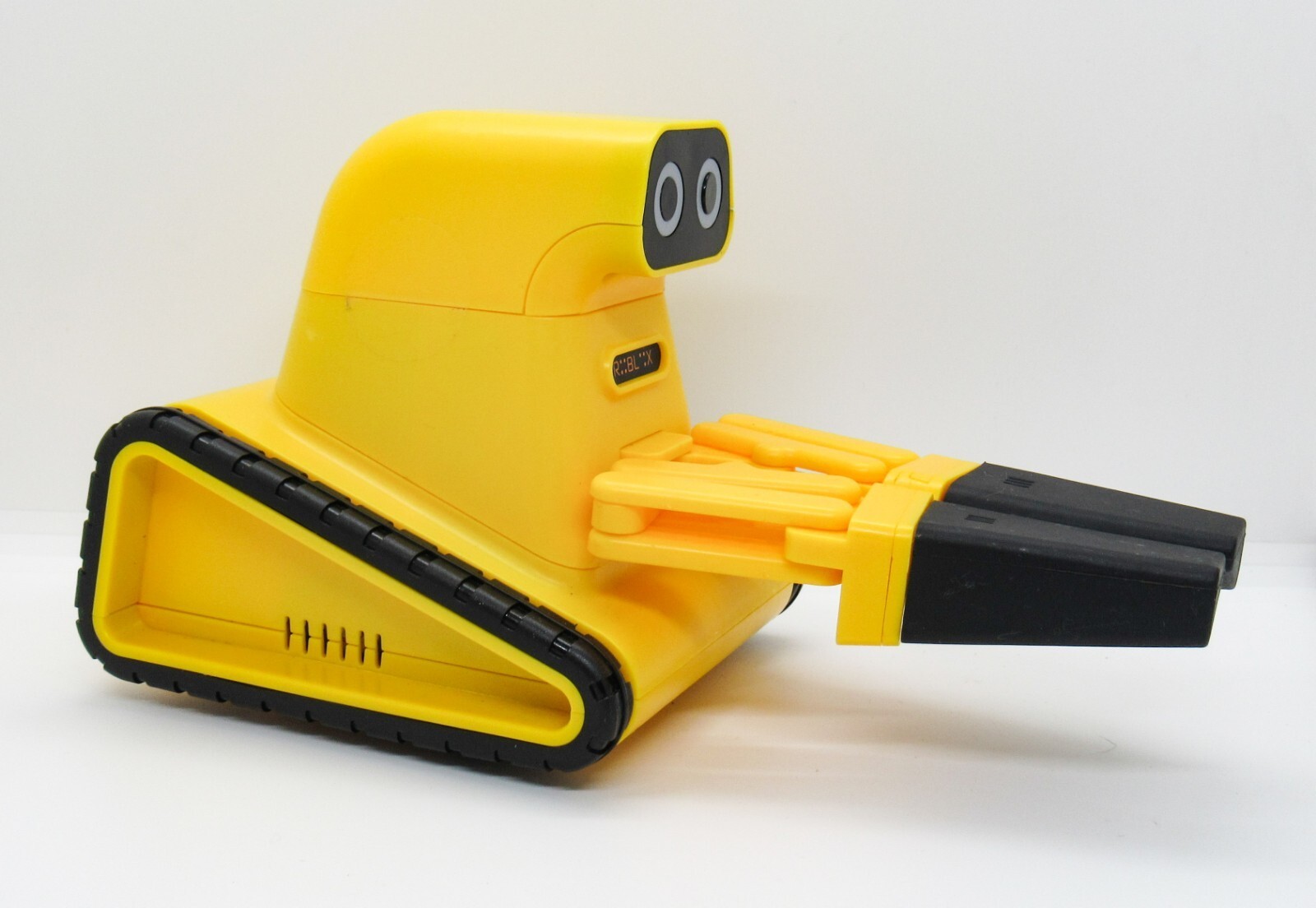 Fao Schwarz Toy RC Construction Gripper Bot – Roblox Robot