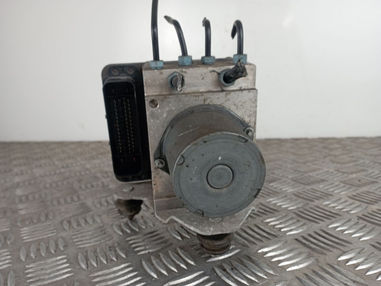 AUDI A6 C7 4G5,4GD 11-18 ABS VALVE/PUMP/CONTROLLER 4g0907379l