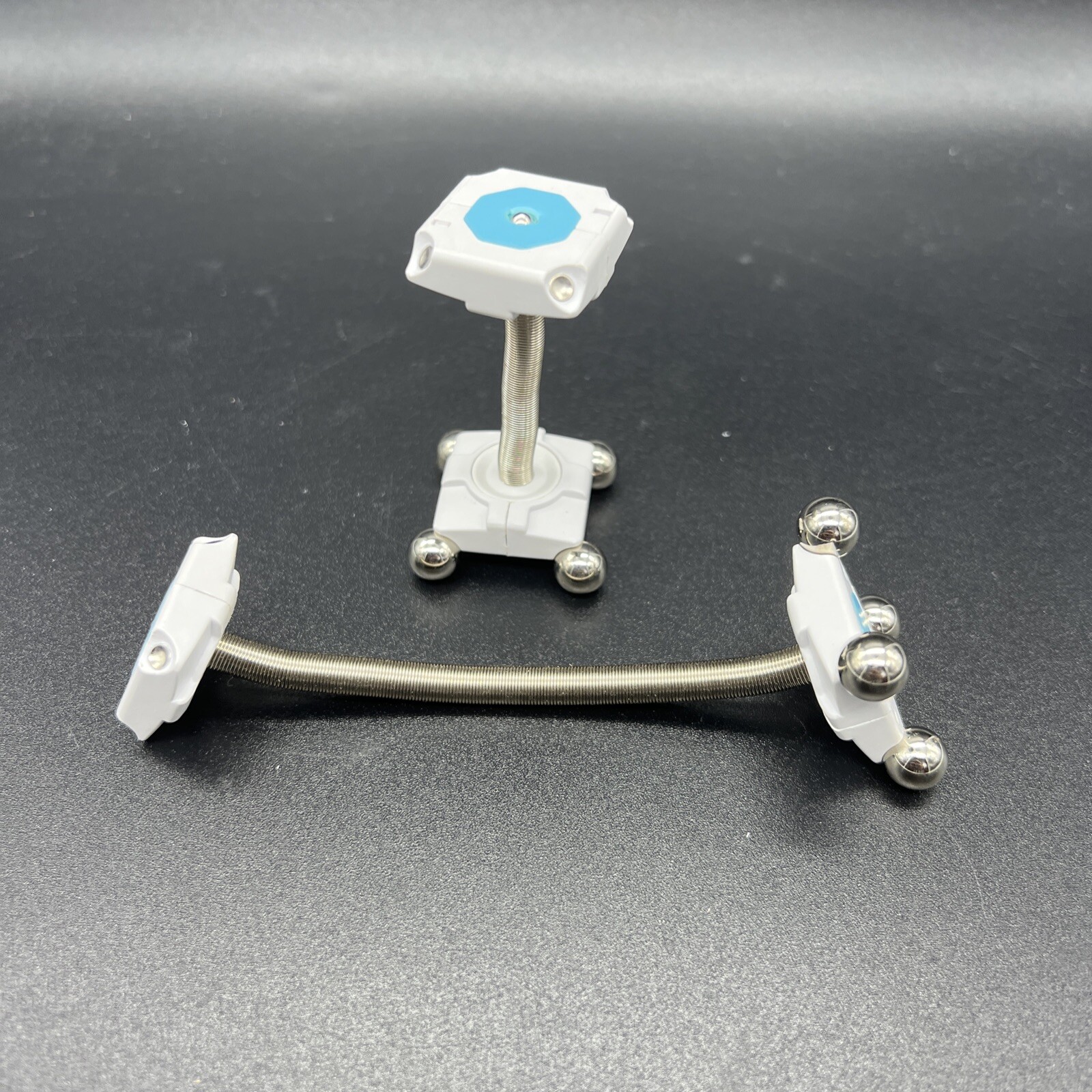 MOSS Robotics Pieces – Short Flexy, Long Flexy And Eight Steel Balls ￼