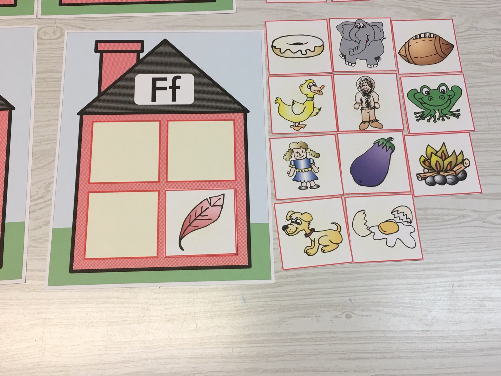 Alphabet House Game – Beginning Sounds – Learning Center A, B, C, D, E & F