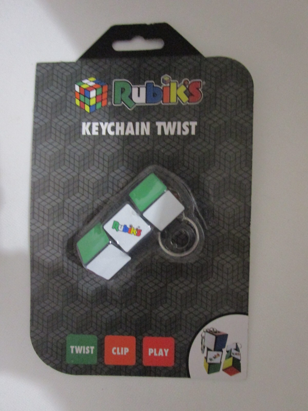 Keychain Twist Toy – Rubik’s Fidget Collectible Keychain Toy – New