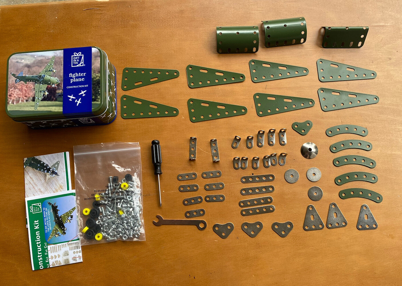Gift in A Tin Fighter Plane Construction Kit – Missing 1 Piece – See Description