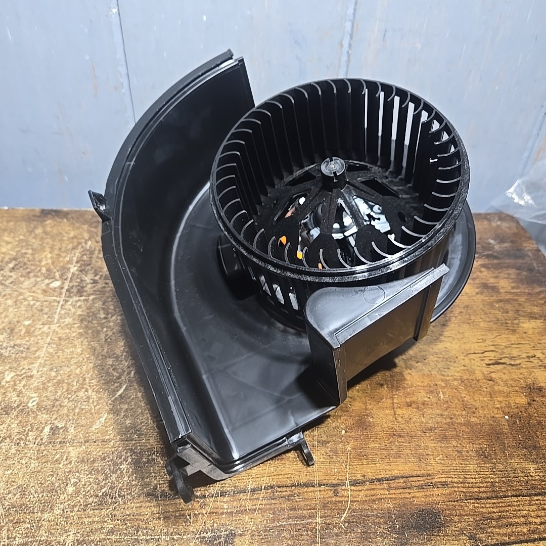 HVAC Heater Blower Motor Assembly Replacement for BMW Vehicles – X5 2007-2014,