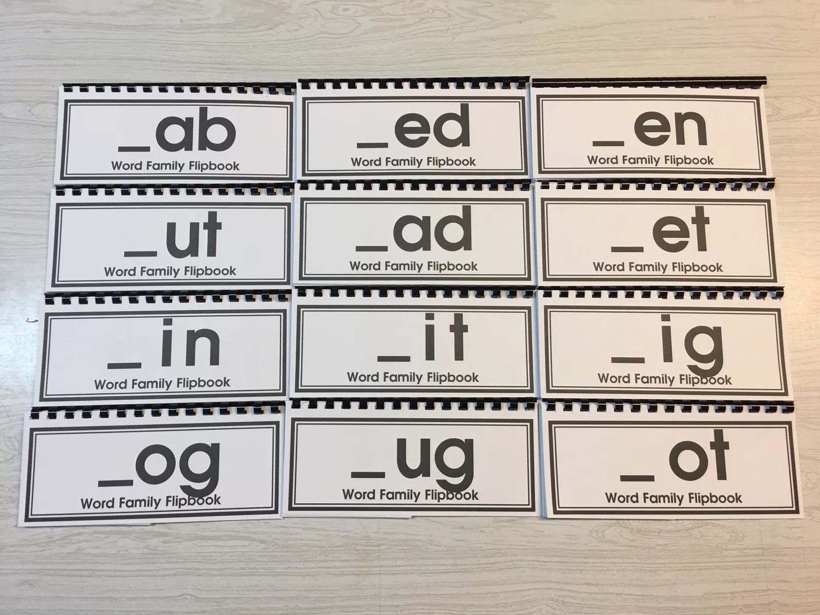 Word Family Flip Books – Set of 12 – Kit One
