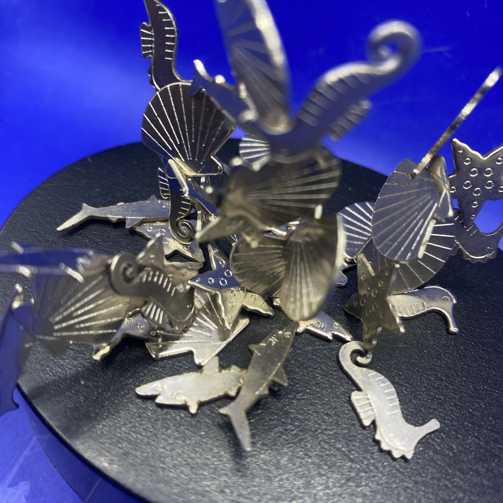 MAGNETIC SEA LIFE Mindfulness SCULPTURE, 80’s Style Desktop Sculpture, Beachy