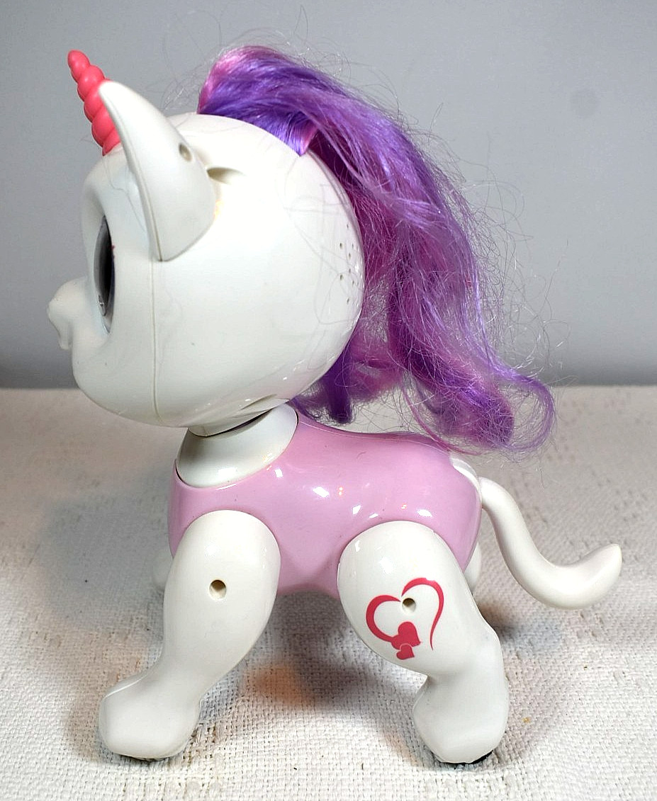 Interactive Robot Unicorn Toy, Walking, Dancing w/Remote, Cord & Programs/Dish