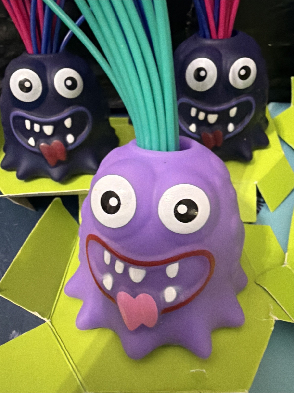 Set Of 5 Novelty Funny Hair Pulling Will Be Screaming Little Monster Teaser Toy