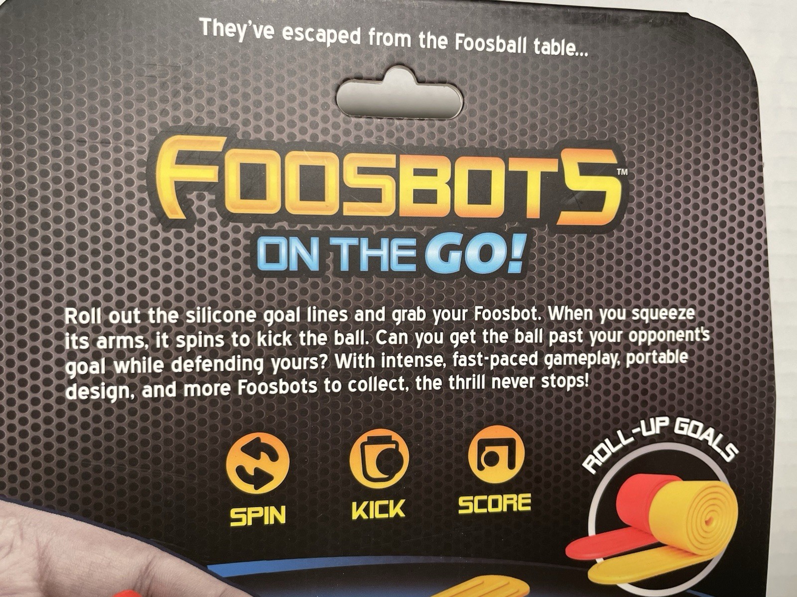 Foosbots – Set of 2 Foosbots with silicone goal lines and a ball – Table Game