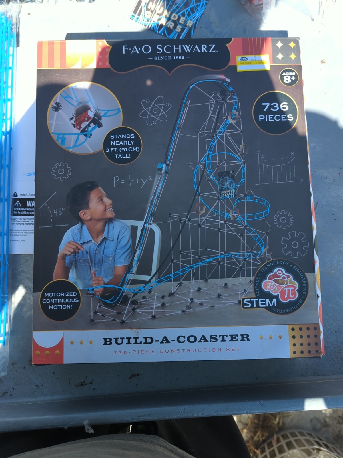 Build-A-Roller-Coaster FAO Schwarz Motorized Model Kit 736 Pieces 2 Toy Cars