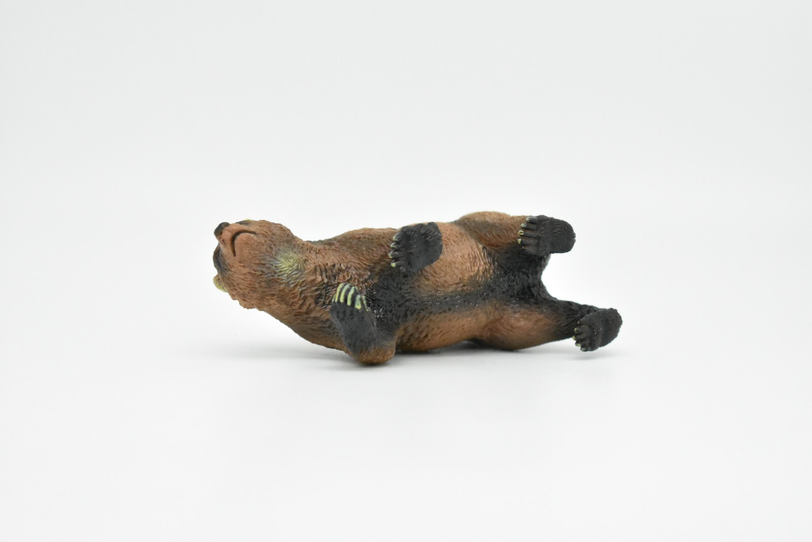 Grizzly Bear, Toy, Museum Quality Plastic Replica, Hand Painted 4″ CWG186 BB44
