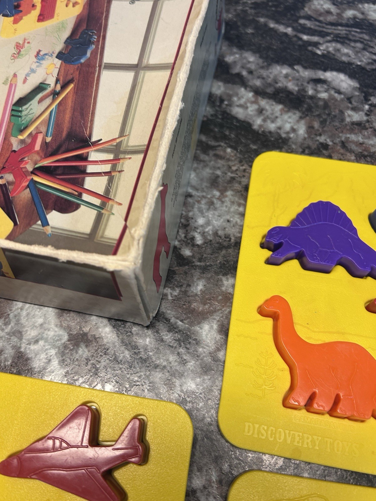 Discovery Toys Place & Trace Puzzle Dinosaur-Zoo-Transportation Stencils 1984