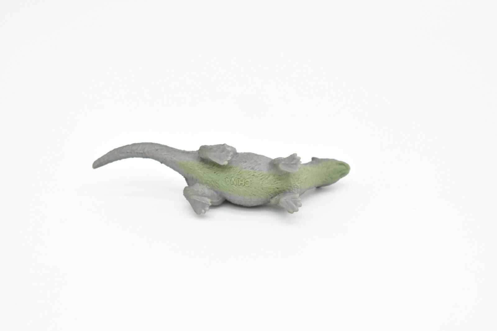River Otter Very Nice Plastic Toy Animal, 3″ CWG117 B237