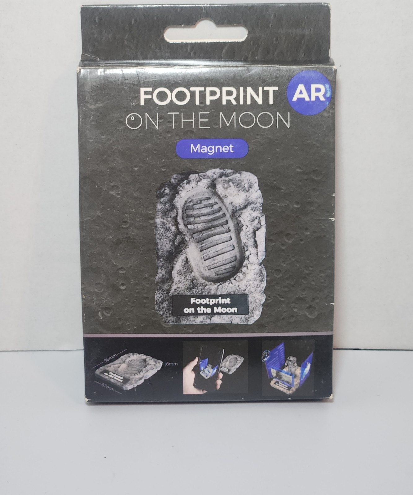 AstroReality AR Footprint On The Moon Interactive Magnet