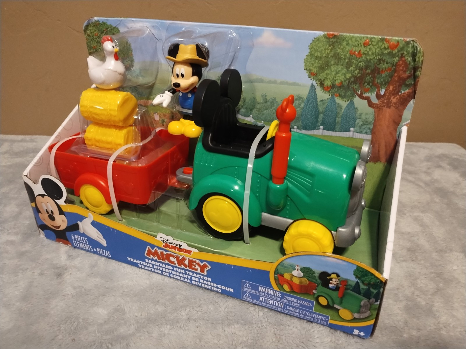 NEW Disney Junior Mickey Barnyard Fun Tractor