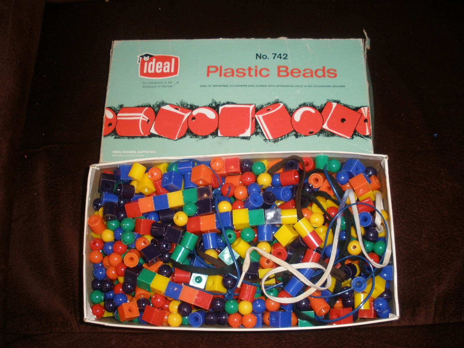 Vintage Ideal School Supply Co. #742 Plastic Beads Set HTF
